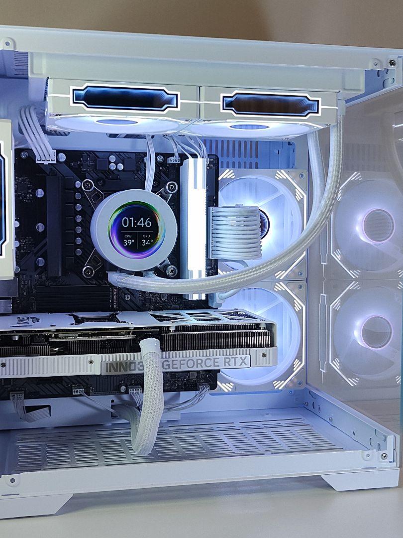 【即納液晶ゲーミングPC】Ryzen7 9700x RTX5070