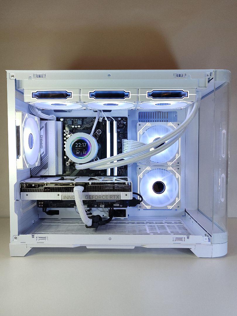 【新品即納ディズプレイゲーミングPC】Ryzen7 9700x RTX5070