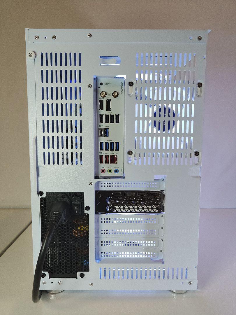 【即納液晶LEDゲーミングPC】Ryzen7 9700x RTX5070