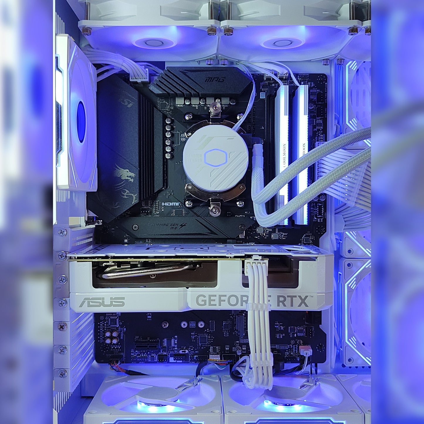 AMD Ryzen7 7800x3D ／ RTX5080 16GB ガラス2面ATX ゲーミングPC  簡易水冷 360mm ホワイト 白