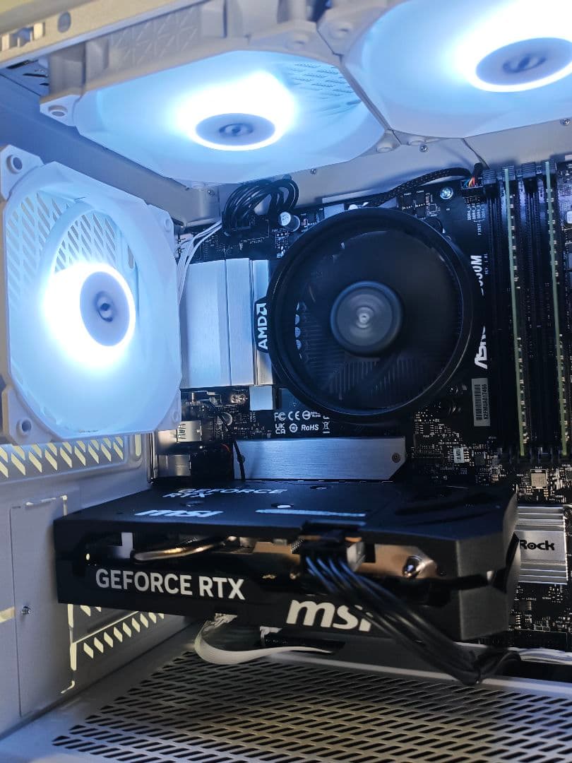 【即納中古LEDゲーミングPC】Ryzen5 4500 RTX5060