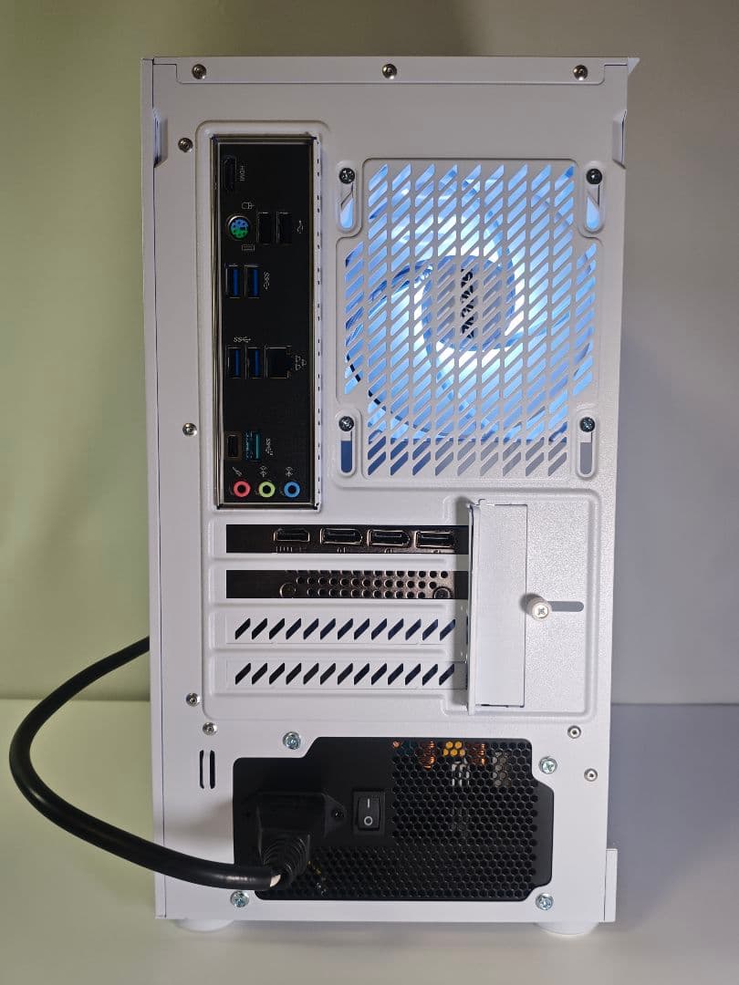【即納中古LEDゲーミングPC】Ryzen5 4500 RTX5060