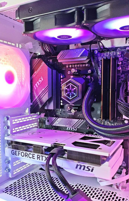 【即納中古LEDゲーミングPC】Ryzen7 9700x RTX5070