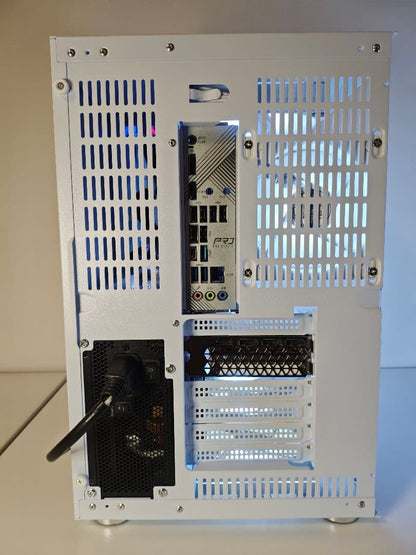 【即納新品LEDゲーミングPC】Ryzen7 9800x3D RTX5070ti